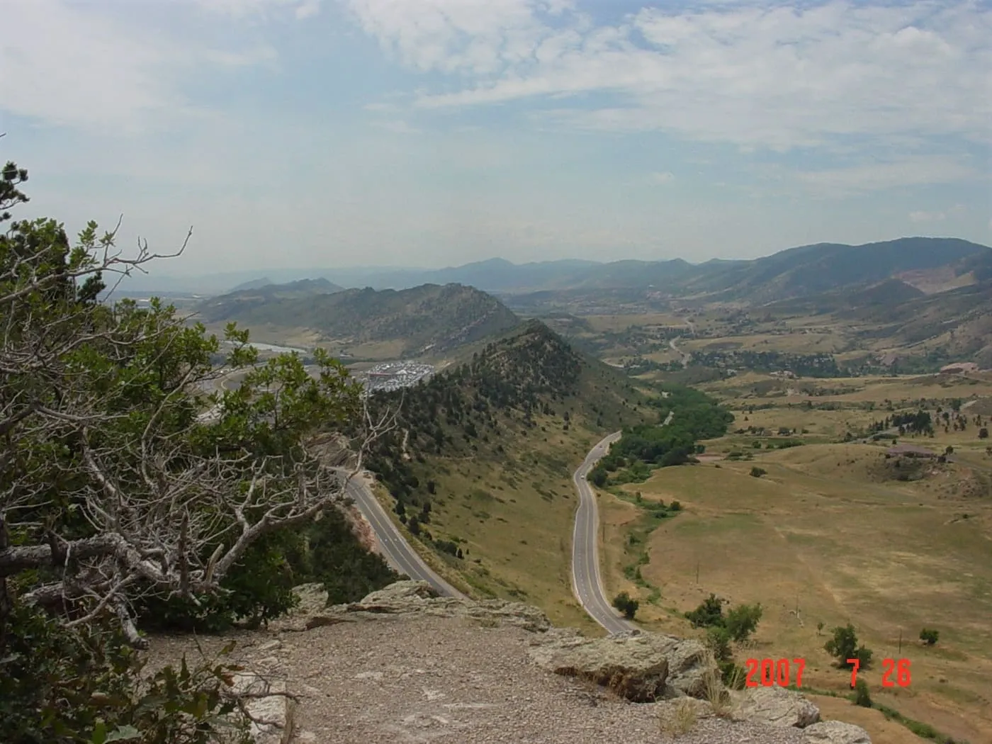 Dinosaur Ridge hogback and valley near Ken Caryl
